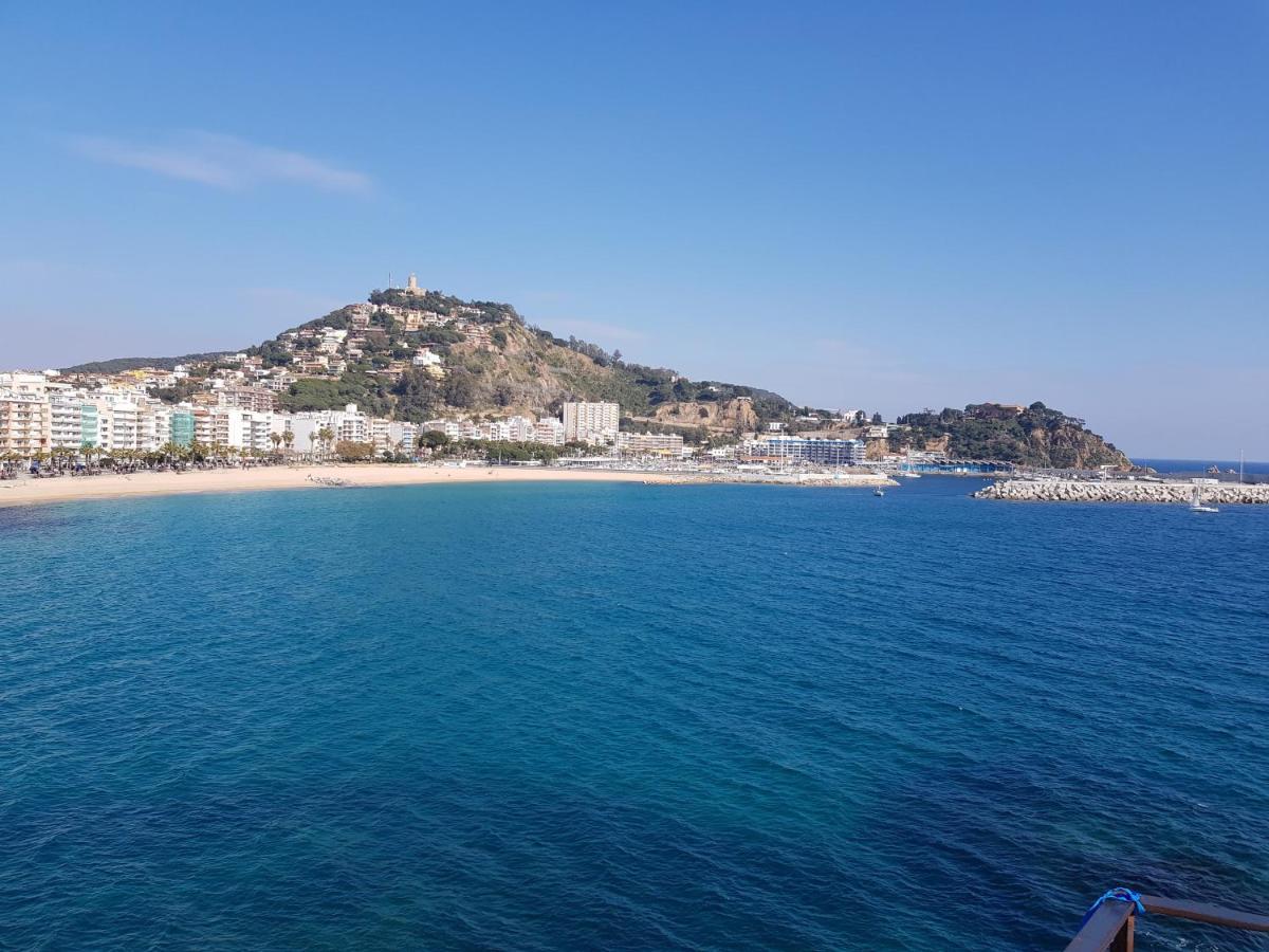 Apartamento Blanes Bagian luar foto
